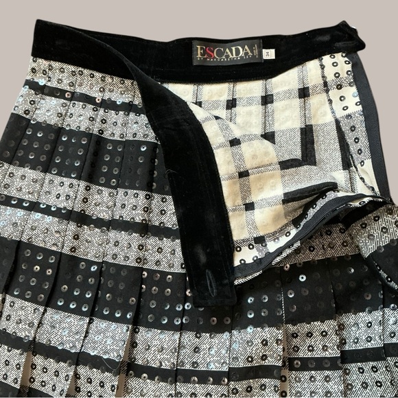 Escada Black and White A-Line Skirt - Picture 5 of 6